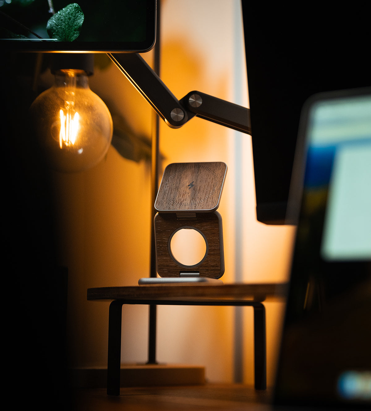 KUXIU X40 Pro 3合1 MagSafe 可折疊充電支架 - 木紋版