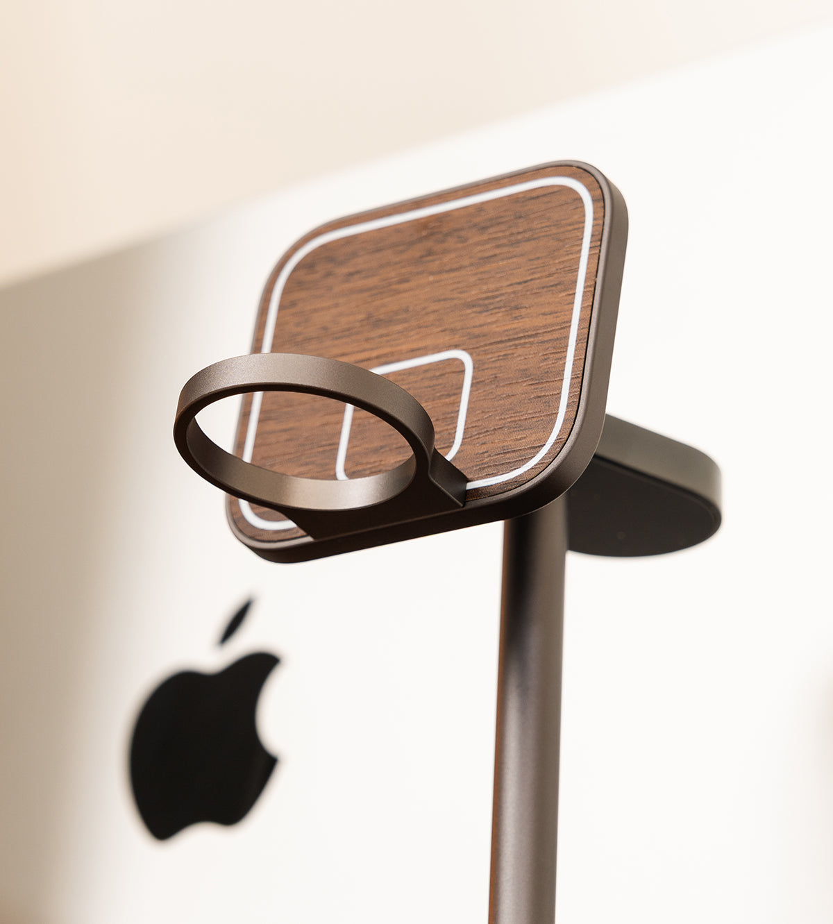 Supporto di Ricarica Wireless Magnetico 3-in-1 Creativo KUXIU Qi2 a 3 Punti - Finitura in Legno