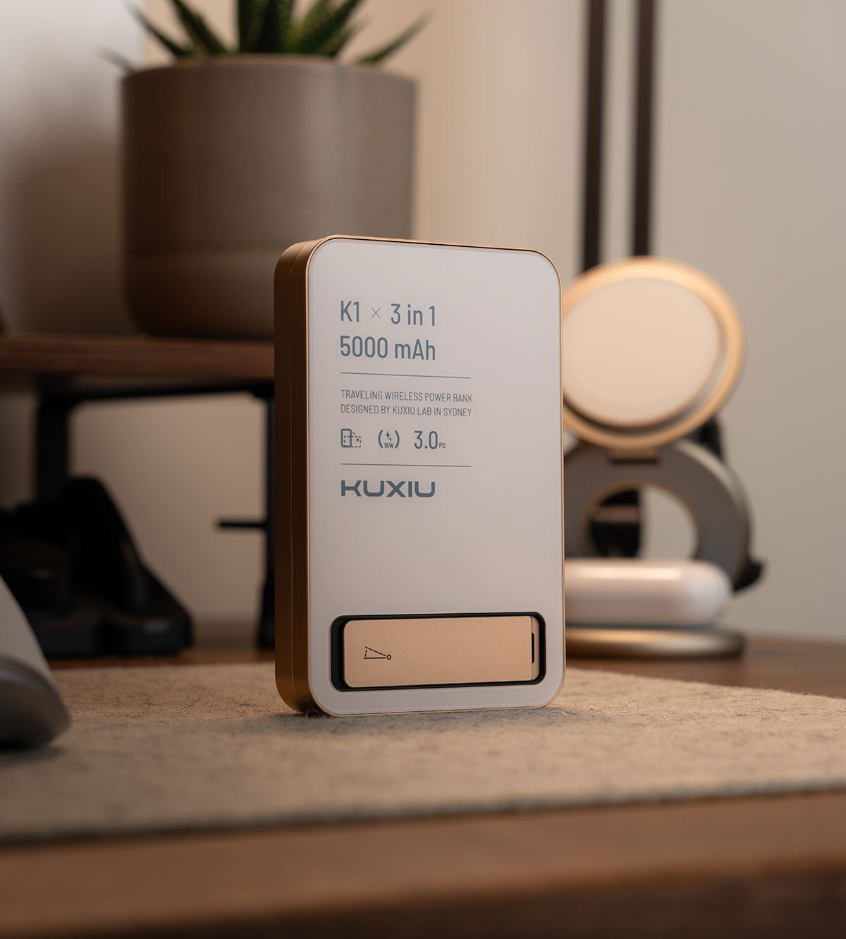 KUXIU K1 15W 고속 충전 3-in-1 MagSafe 보조배터리 - 5000mAh - 사막 티타늄