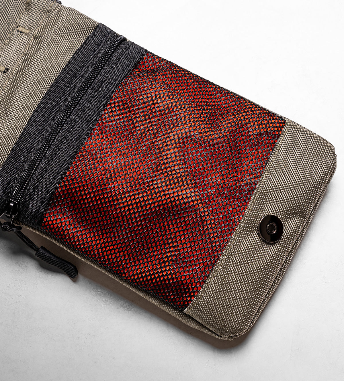 KUXIU Smart Shield Bag – RFID Blocking, Waterproof & Anti-Cut - Khaki