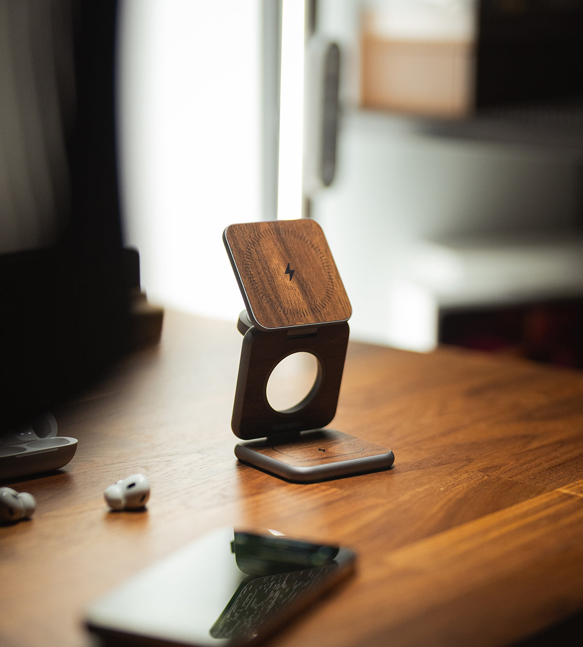 KUXIU X40 3-in-1 Foldable Magnetic Wireless Charging Station - Wood Grain