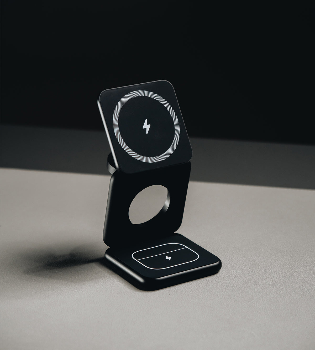 KUXIU X40 3-in-1 Foldable Magnetic Wireless Charging Station - Black