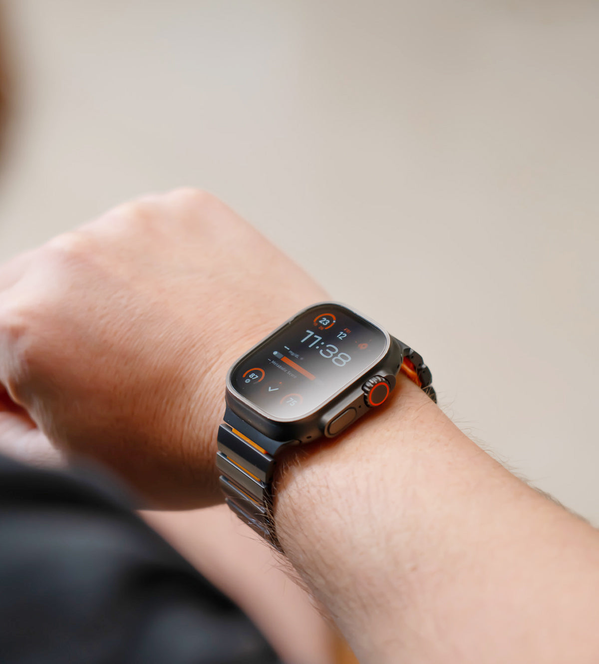 KUXIU Titanium Alloy Watch Band with Magnetic Clasp – Black & Orange