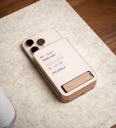 KUXIU K1 Power Bank MagSafe 3 in 1 a Ricarica Rapida da 15W - 5000mAh - Titanio desertico