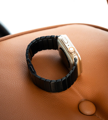 KUXIU Black Titanium Magnetic Apple Watch Band