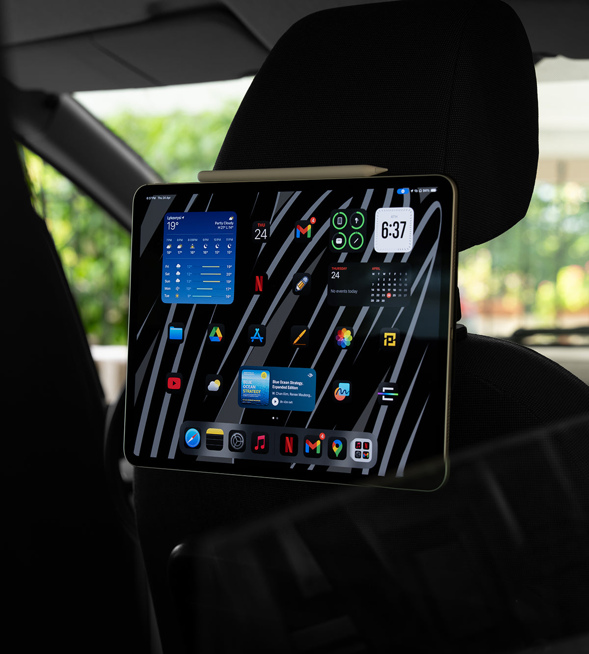 KUXIU X97 Pro MAX 자석 아이패드 마운트, 차량 헤드레스트 및 에어벤트용 충전 기능 포함