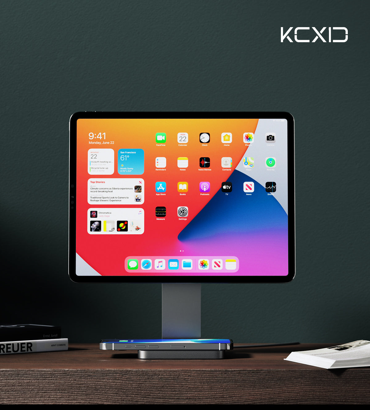 حامل مغناطيسي KUXIU X27 Pro iPad (مجهز بالشحن اللاسلكي)